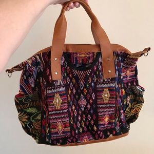 Brand new Nena & Co Full Sized CDB.